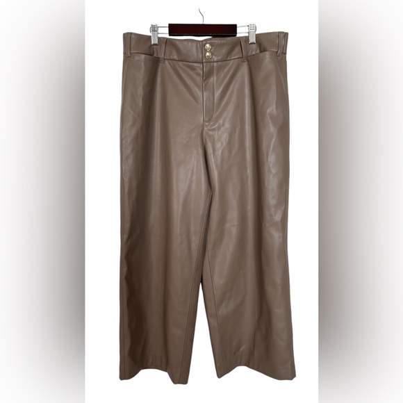 NWOT Chico’s Faux Leather Wide Leg Cropped Pants Tan Sz-2 (US Sz 12 / Large) - Picture 1 of 12